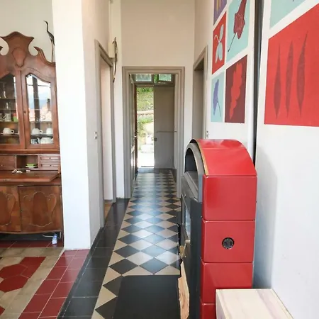 Hébergement de vacances Casa Giorgio - Acquaseria, San Siro By Lovecomo