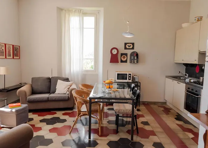 Дом отдыха Casa Giorgio - Acquaseria, San Siro By Lovecomo *