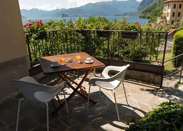 Casa Giorgio - Acquaseria, San Siro By Lovecomo Σπίτι διακοπών *